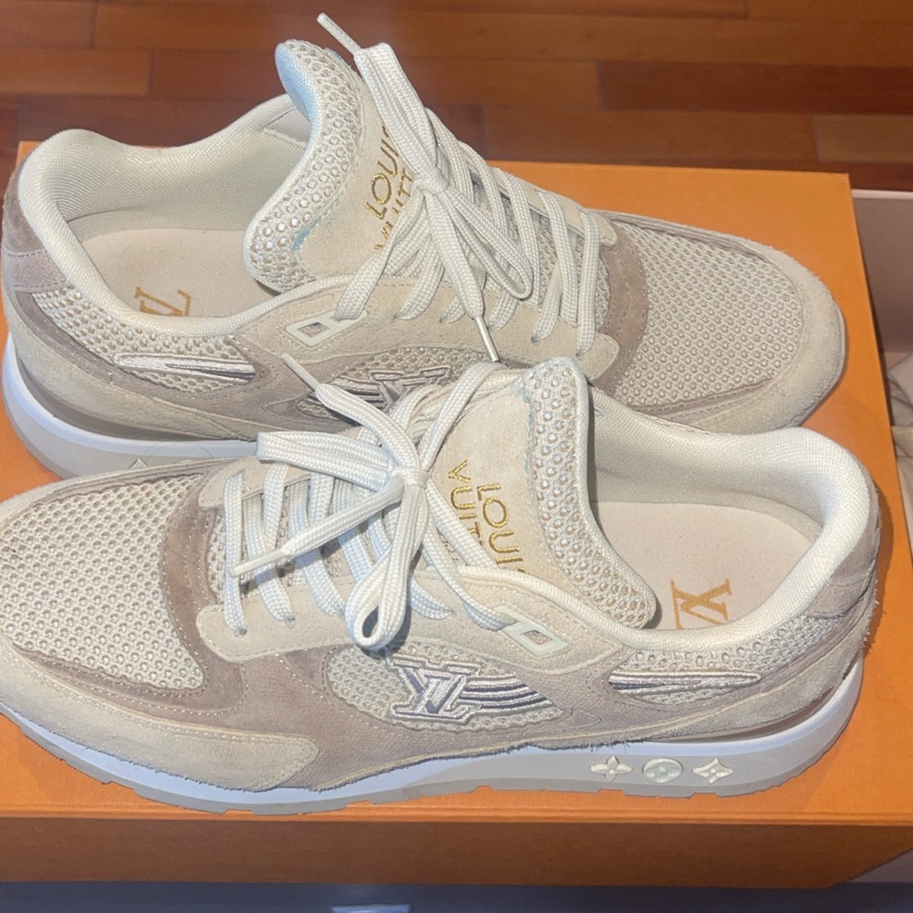 Louis Vuitton Cream and Tan Sneakers - Picture 2 of 4